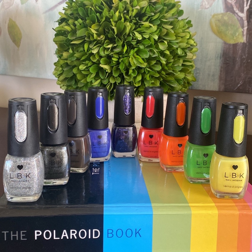 L·B·K 💅NAIL💅 LACQUER BUNDLE OF NINE COLORS 🌟NEW🌟